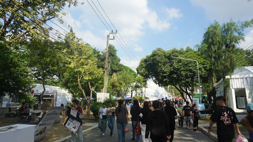 How to Start a Pop-Up Market: Complete Organizer's Guide